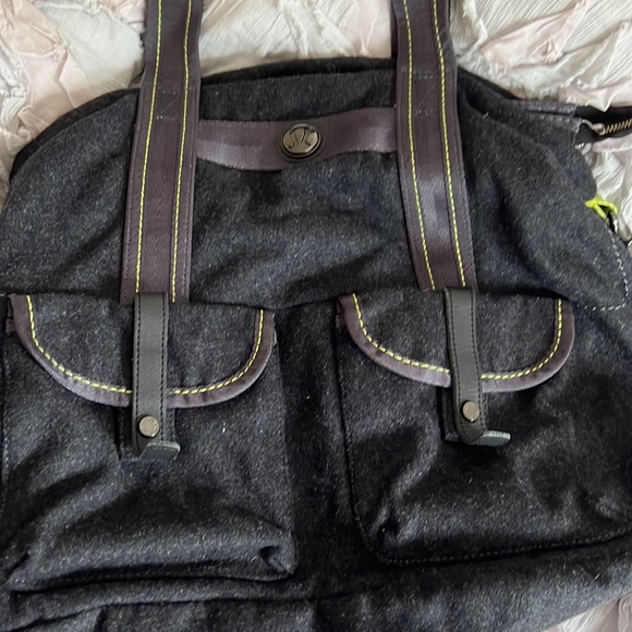 lululemon bag with detachable shoulder strap. Lots of pockets. - Picture 6 of 8